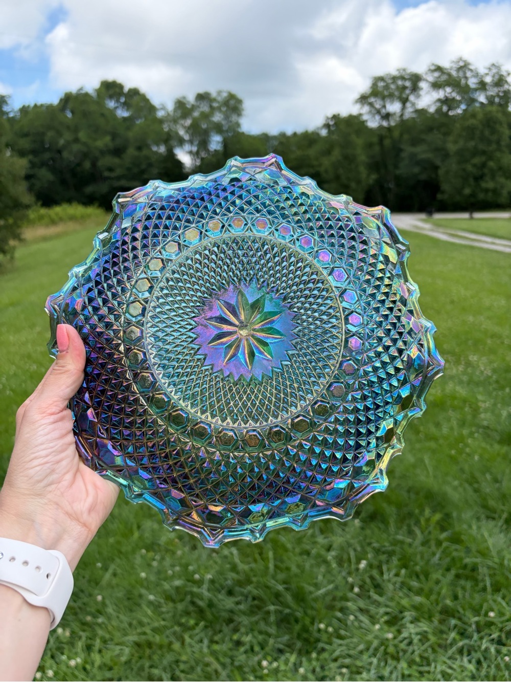 Blue Iridescent Diamond Cut Carnival Glass 10" Bowl Plate Dish Vintage Victorian - Picture 6 of 7